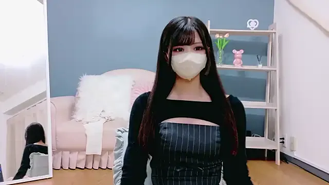 Offline Ruru-shuv on StripChat