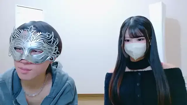 Offline Ruru-shuv on StripChat