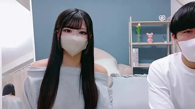 Offline Ruru-shuv on StripChat