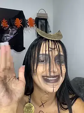 Offline SaharQamar on StripChat