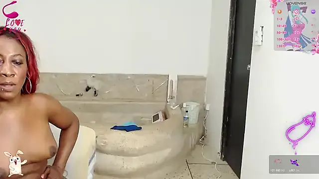 Offline salome33x on StripChat