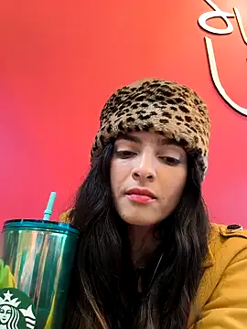 Offline Sam_Sara on StripChat