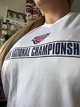 sammyqueenx21 — open legs show pussy squirt pvt show