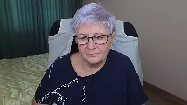 Offline Sandra_Snowflake on StripChat