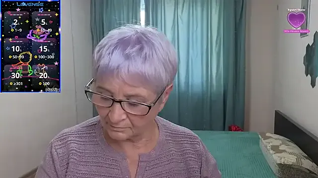 Offline Sandra_Snowflake on StripChat