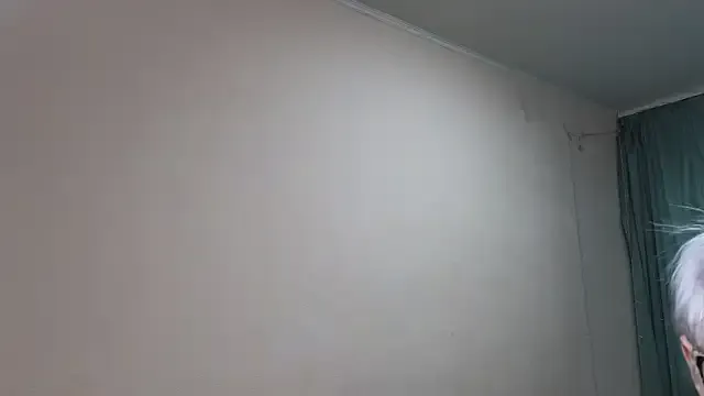 Offline Sandra_Snowflake on StripChat