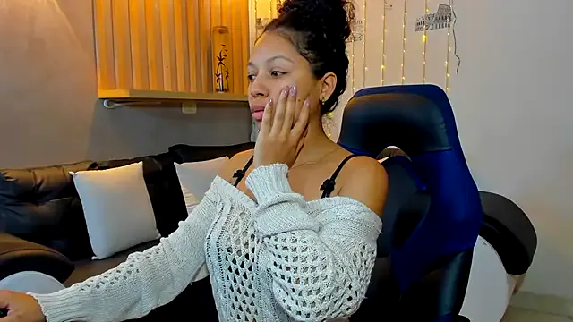 Sasha_rd on StripChat 