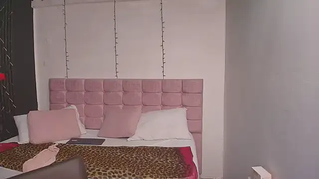 Sasharosee2 on StripChat