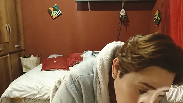 Sasharosee2 on StripChat