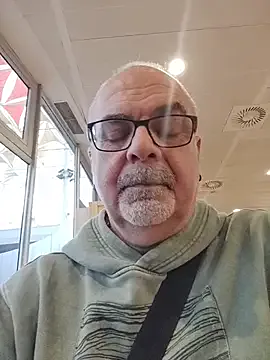 Offline Satiro_Sevilla on StripChat