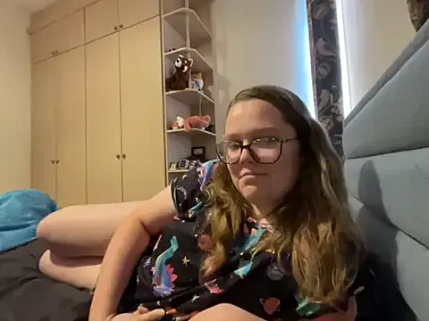 StripChat Scarletcum22 is Freechat Scarletcum22 — Chirmas