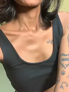 Offline Serah201 on StripChat