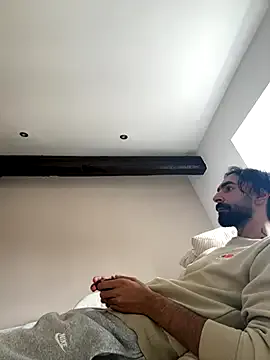 Offline SergioGarcia93 on StripChat