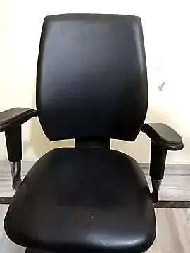 Offline sexy_lips99 on StripChat