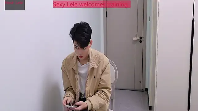 sexyboy-lele on StripChat