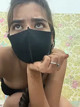 Offline Sexykhushi041 on StripChat