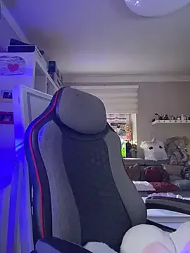 Offline sexymelli18 on StripChat