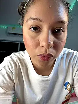 Offline Shara_dreams on StripChat