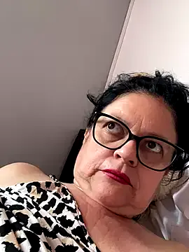 Sharongirl07 on StripChat