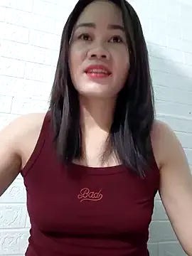 Offline Singlemom69x on StripChat