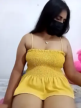 Offline SLZAARA on StripChat