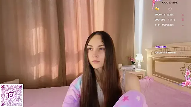 Offline SoftieDream on StripChat