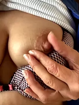 Offline Solasexi on StripChat