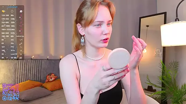 Freechat SoniaScott on StripChat