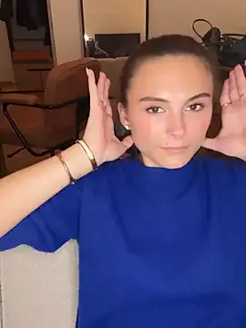 Offline SophiiaStarr on StripChat