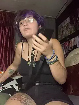 Offline space_g1rl on StripChat