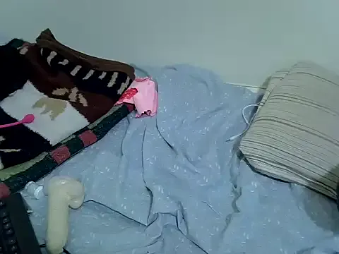 Freechat springly_love on StripChat