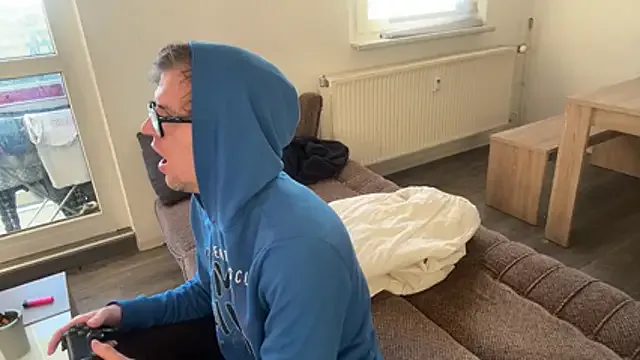 StephPra94 — Dildo im arsch