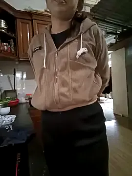 Sweet_asianlove — Secouez fort bb jouera au maximum et enl