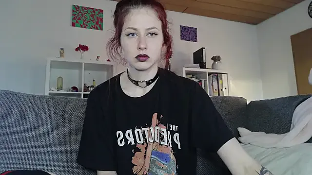 Offline SweetSeraphine on StripChat