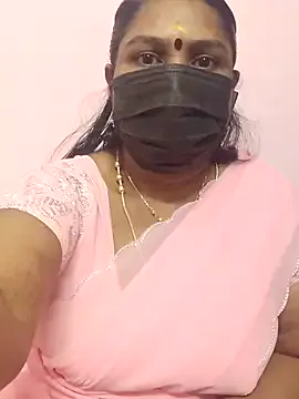 Offline Tamil_Azhaghi25 on StripChat