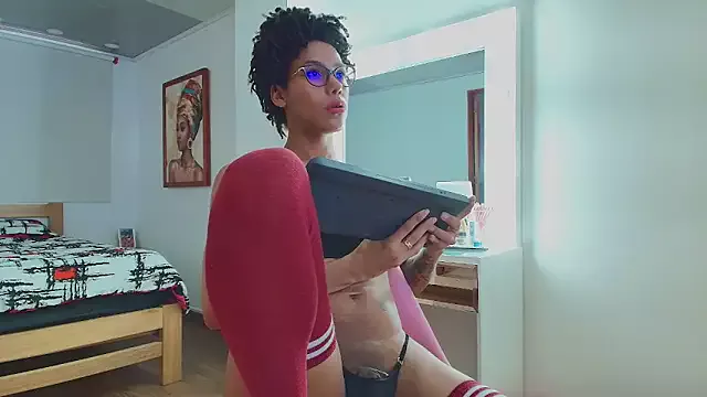 Freechat tataguzman1 on StripChat