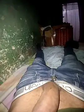 Offline taylorWiiz on StripChat