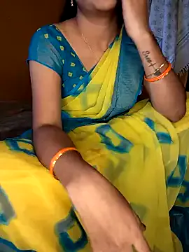 Offline Telugu-Rowdy-pilla on StripChat