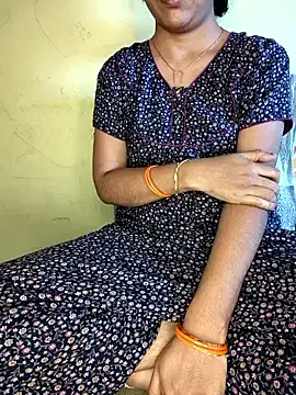 Offline Telugu-Rowdy-pilla on StripChat