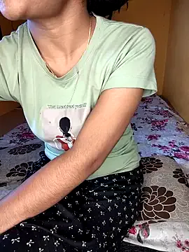 Offline Telugu-Rowdy-pilla on StripChat