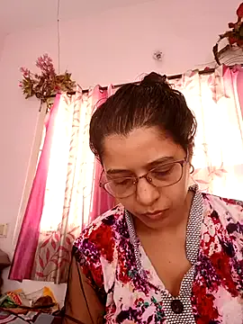 Offline thanusi_2 on StripChat