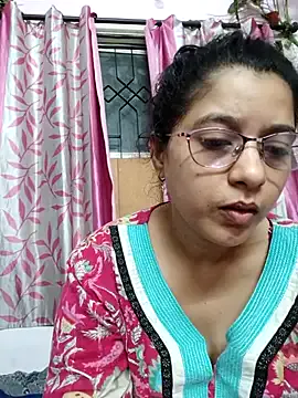 Offline thanusi_2 on StripChat