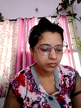 Offline thanusi_2 on StripChat