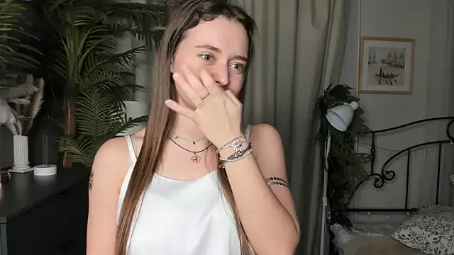 Offline ThelmaJusto on StripChat