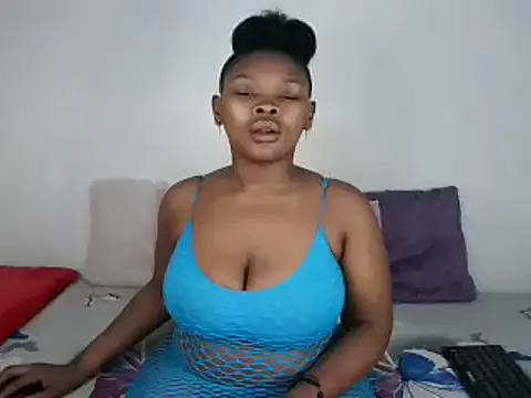 Freechat Thickqueenxxx on StripChat