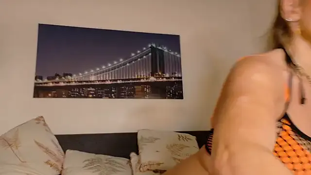 Freechat Tinkerbell822 on StripChat