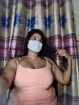 Offline Tishani on StripChat