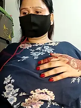 Offline Tishani on StripChat