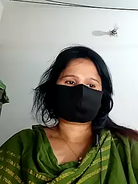 Offline Tishani on StripChat