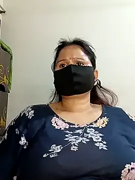 Offline Tishani on StripChat